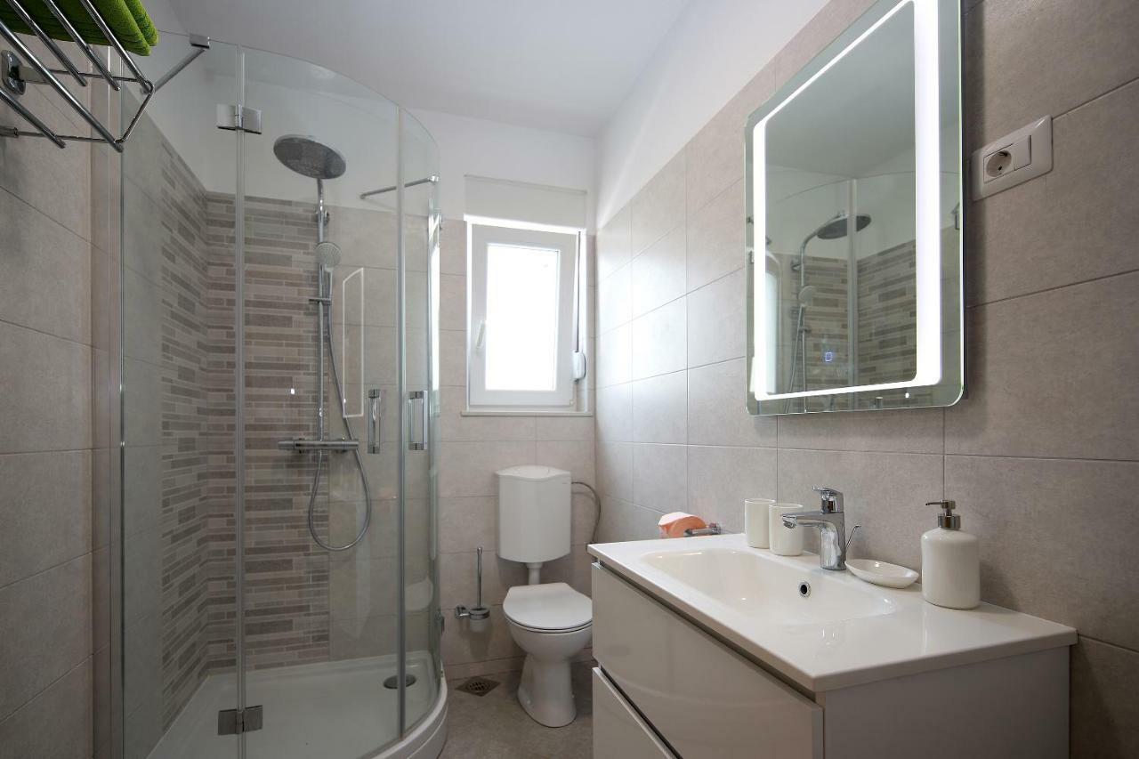 Apartmani Judita Пинезичи Экстерьер фото