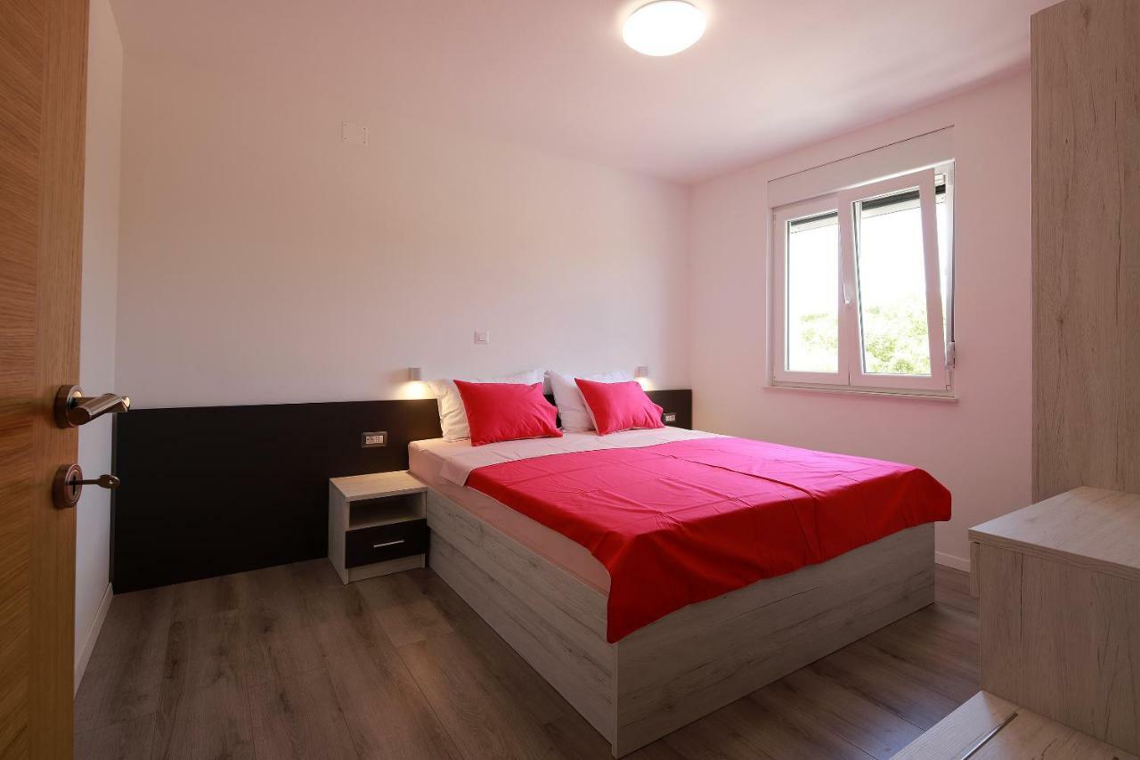 Apartmani Judita Пинезичи Экстерьер фото