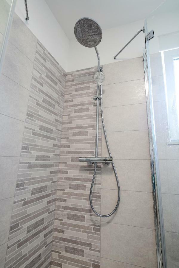 Apartmani Judita Пинезичи Экстерьер фото