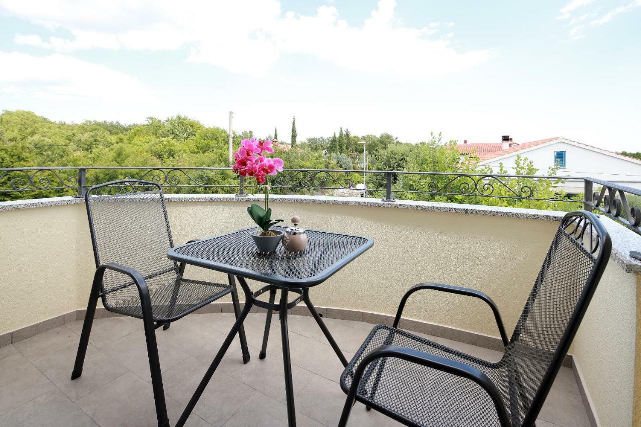 Apartmani Judita Пинезичи Экстерьер фото