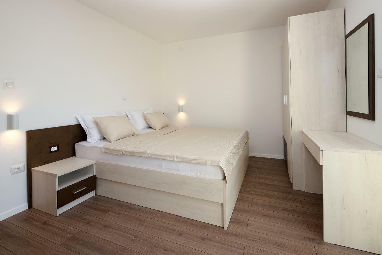 Apartmani Judita Пинезичи Экстерьер фото
